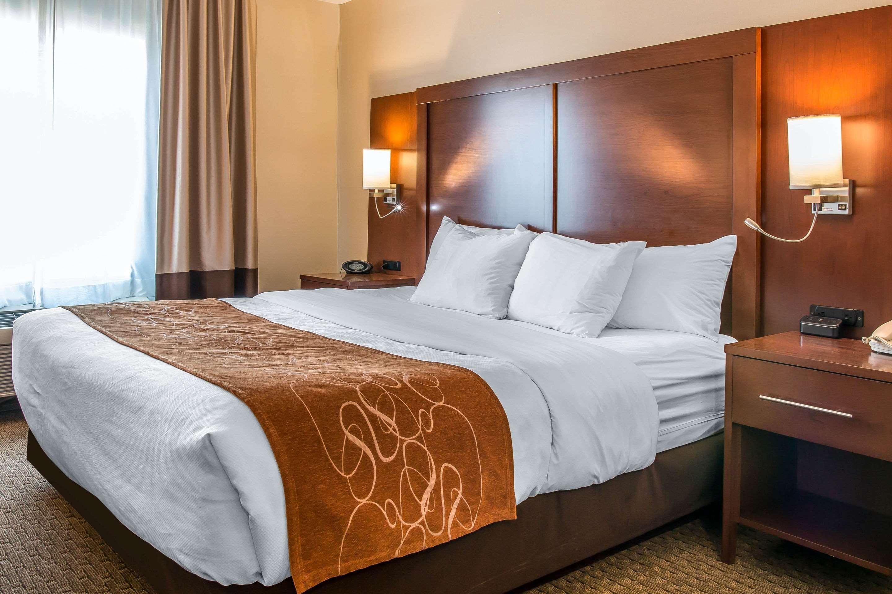 Comfort Suites Wixom Buitenkant foto