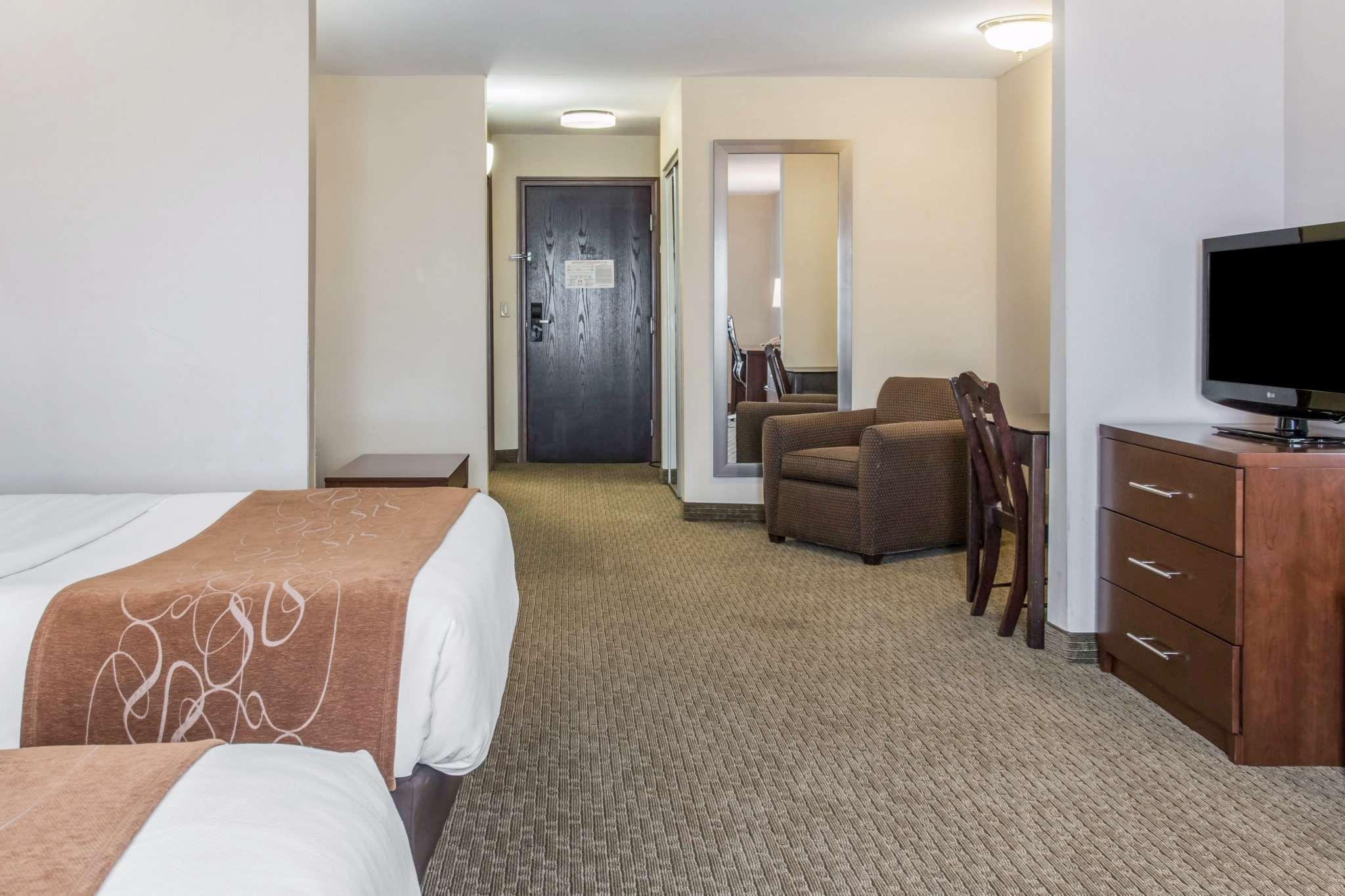 Comfort Suites Wixom Buitenkant foto