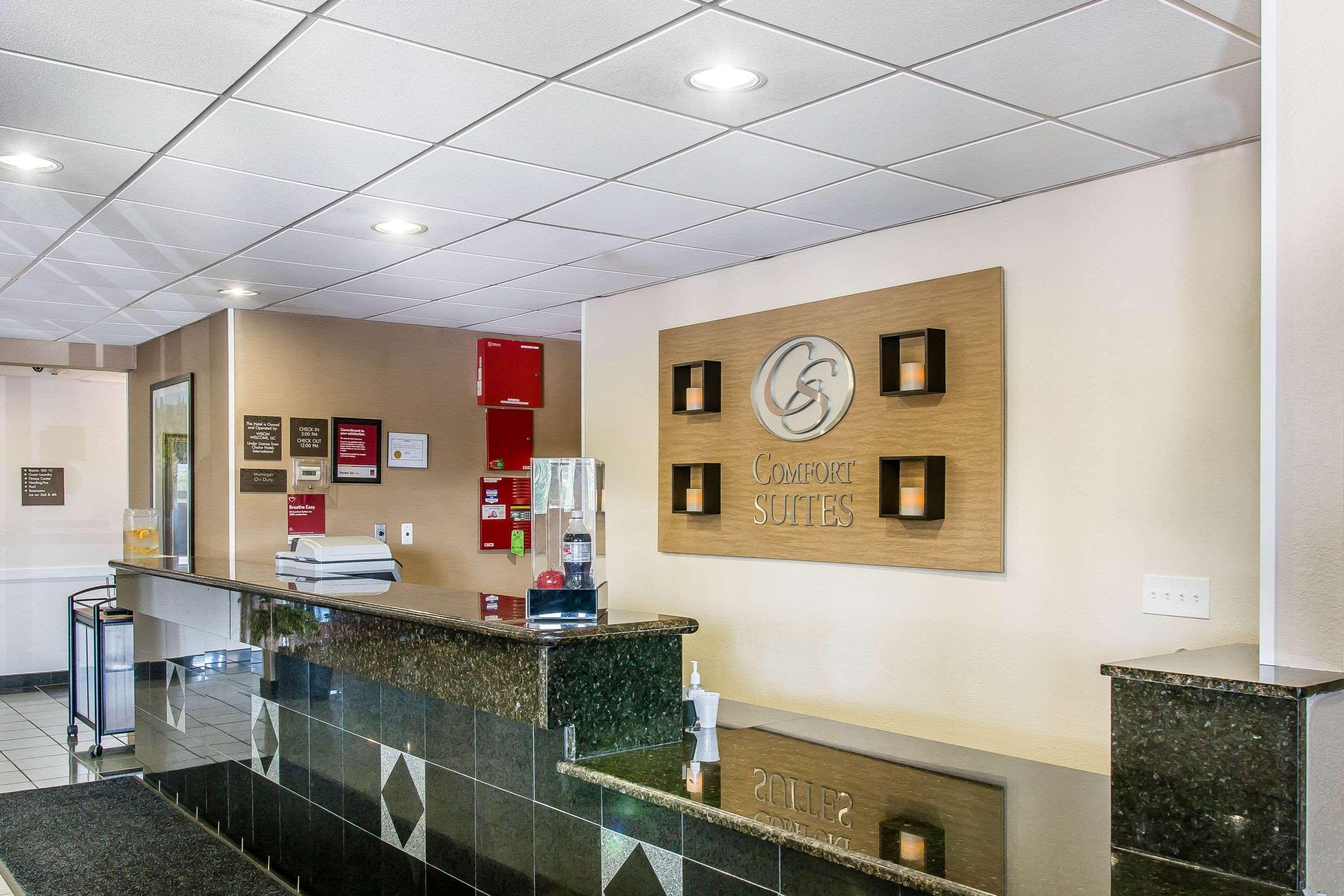 Comfort Suites Wixom Buitenkant foto