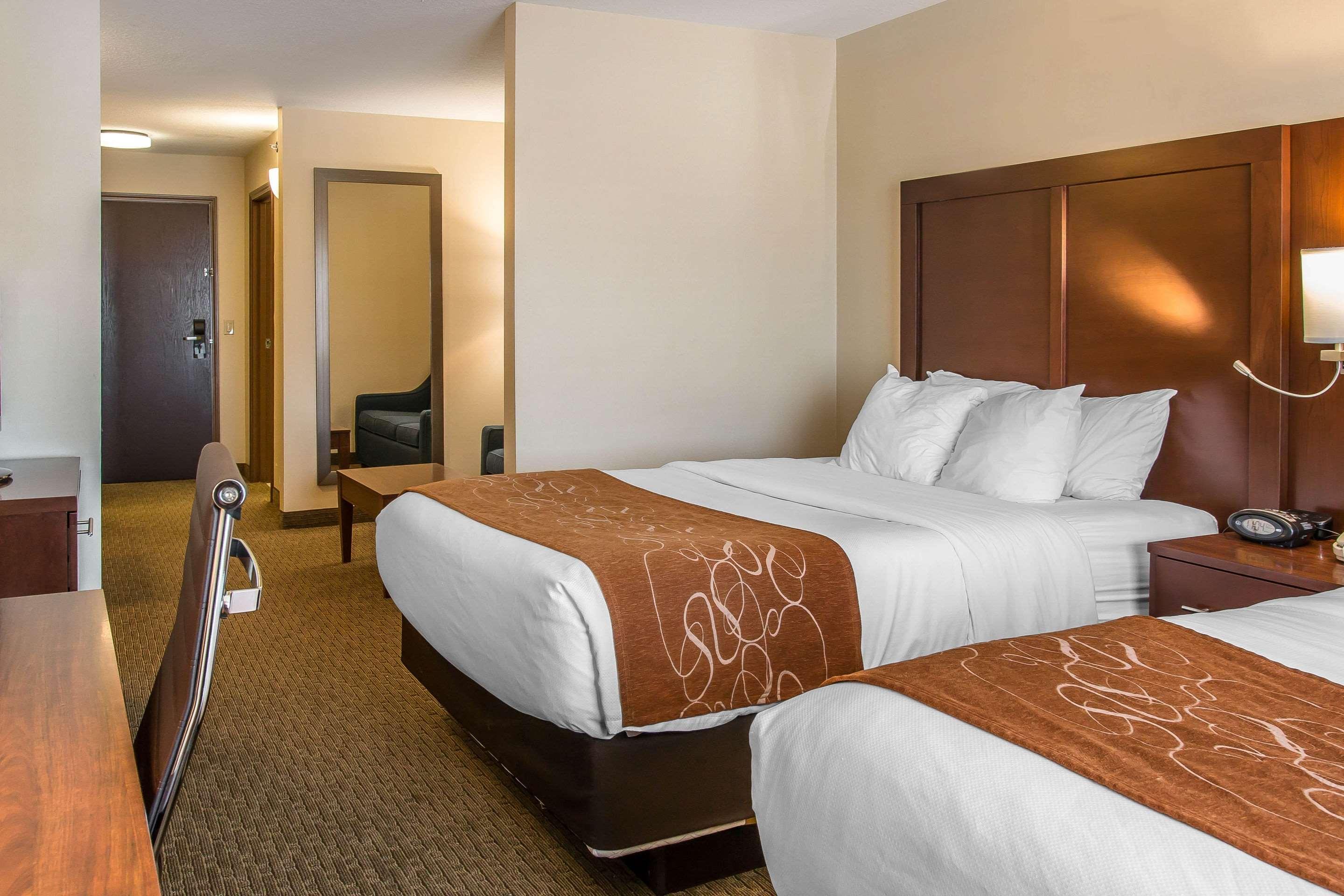 Comfort Suites Wixom Buitenkant foto