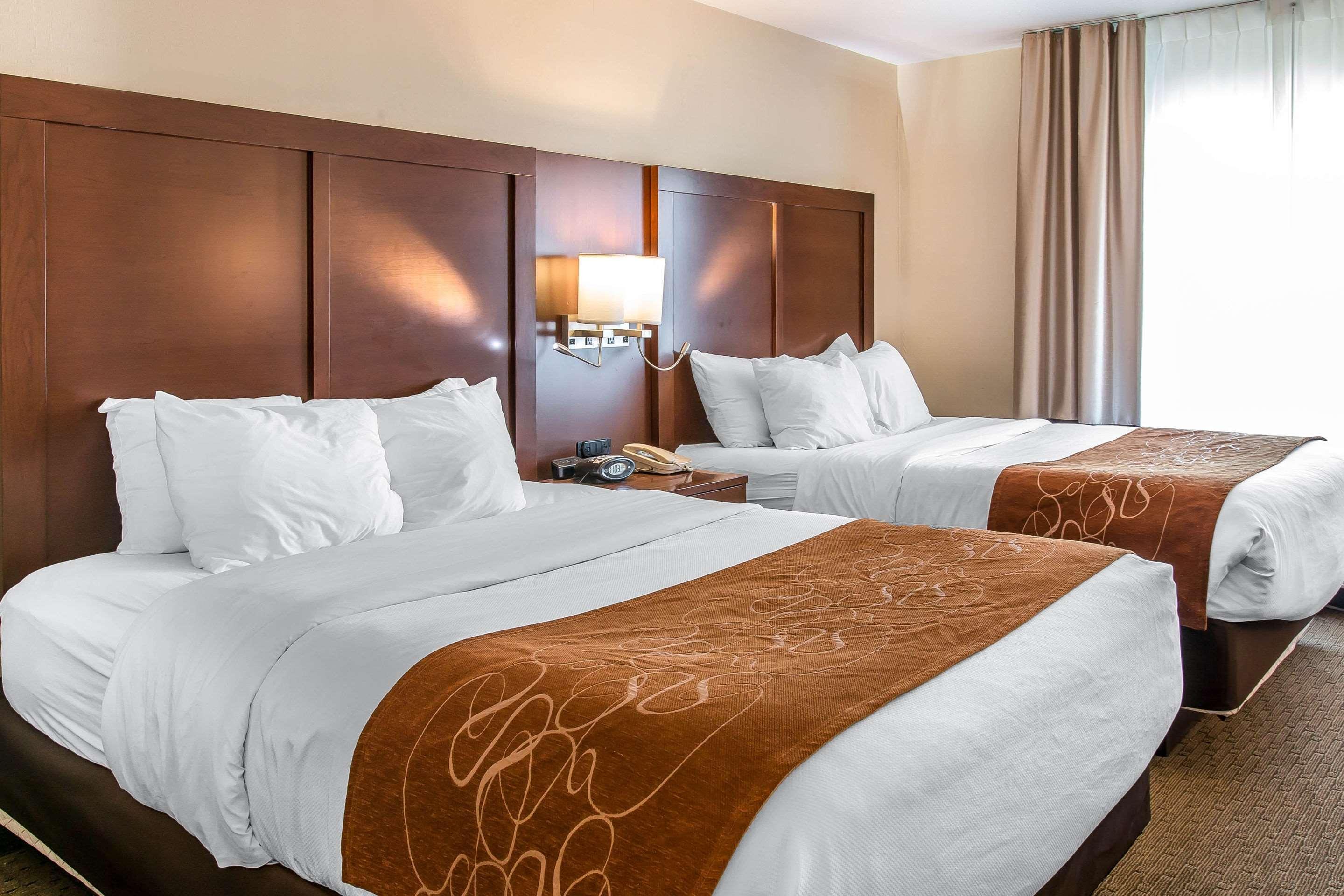 Comfort Suites Wixom Buitenkant foto