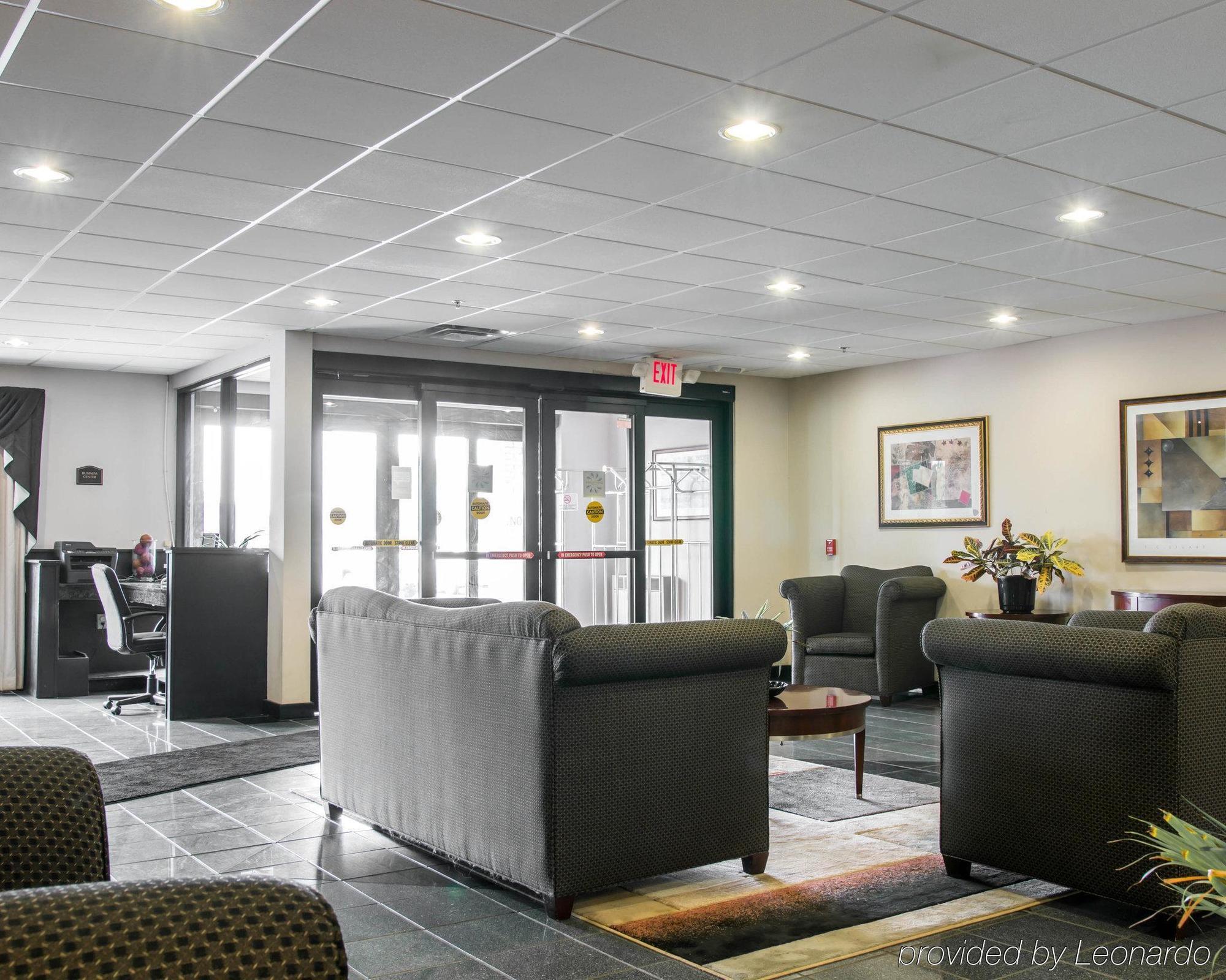 Comfort Suites Wixom Buitenkant foto
