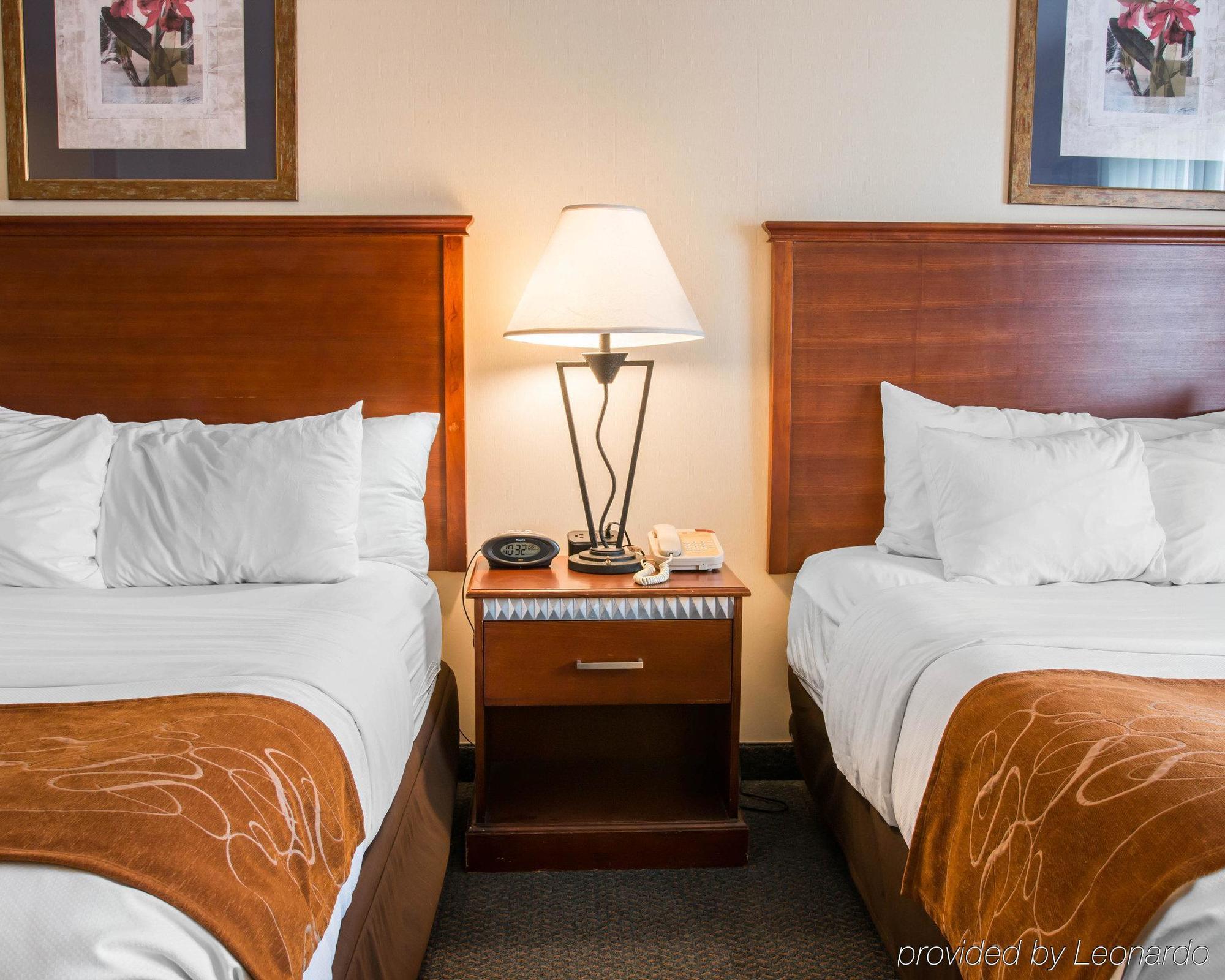 Comfort Suites Wixom Buitenkant foto