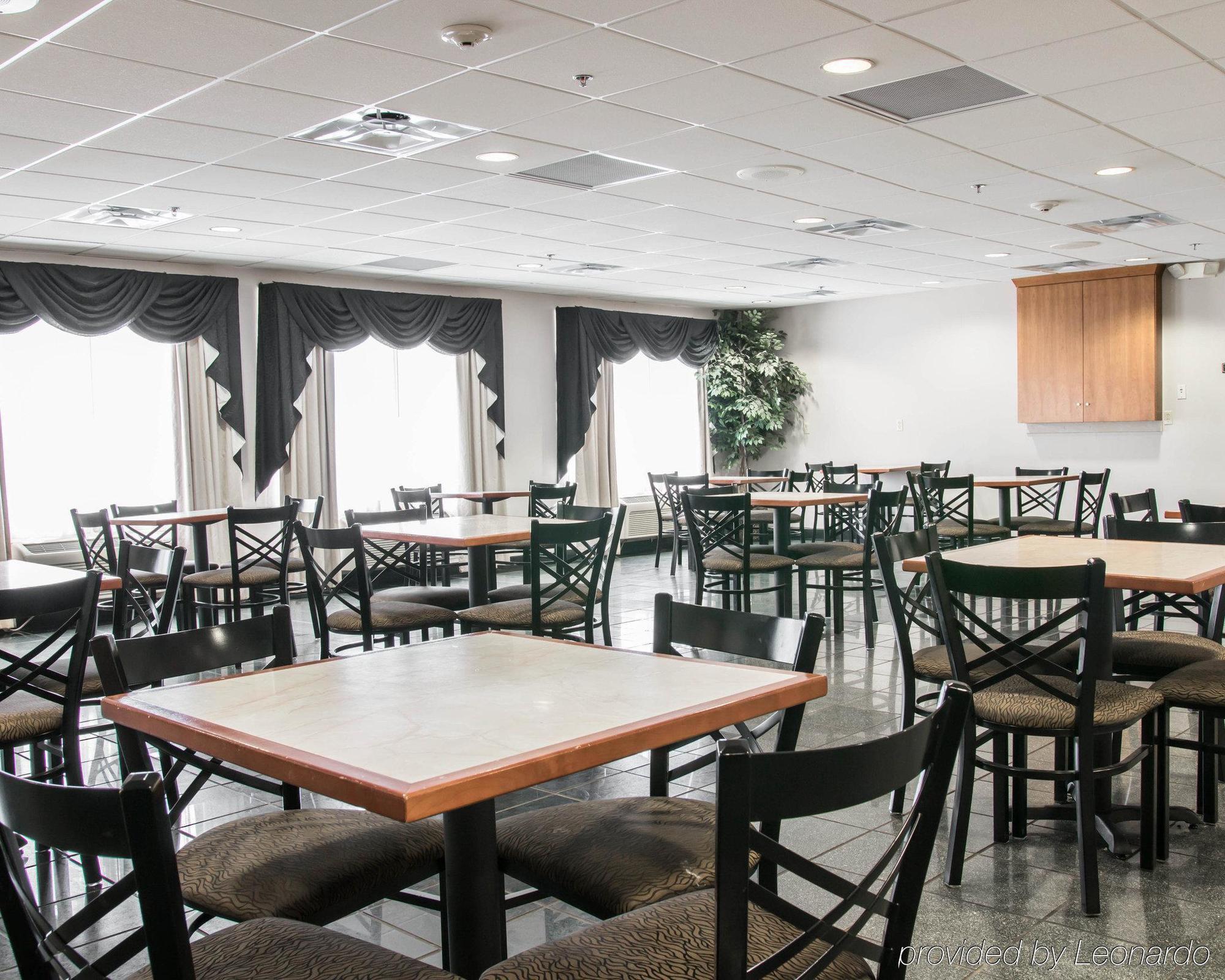 Comfort Suites Wixom Buitenkant foto